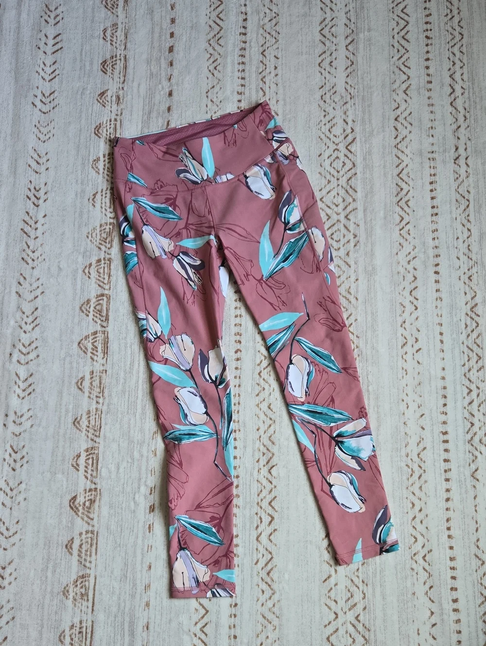CALIA by Carrie Underwood Dusty Rose Active Top with Teal Floral Accents
